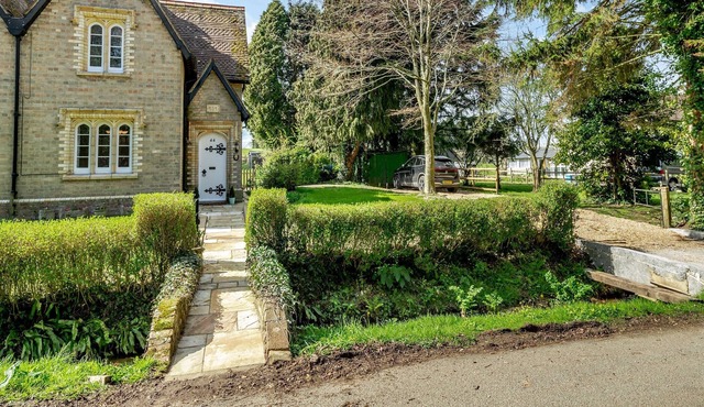 2 bedroom accommodation in Wimborne