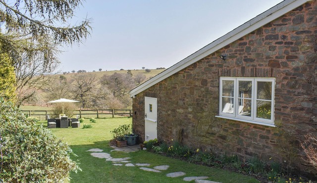 2 bedroom accommodation in Winsford