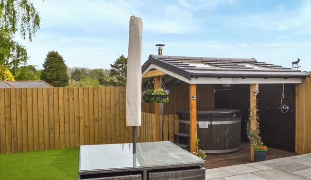 2 bedroom accommodation in Ellington, near Cresswell