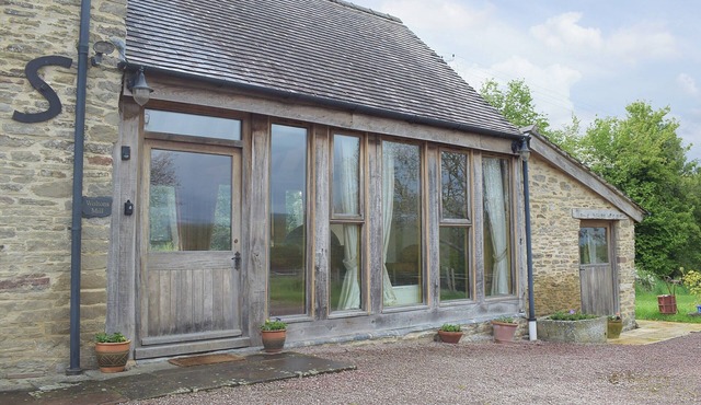 2 bedroom accommodation in Much Marcle, near Ledbury