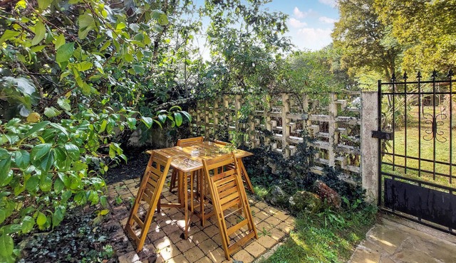 2 bedroom accommodation in Noaillan