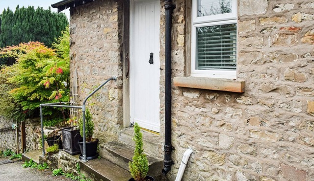 2 bedroom accommodation in Arnside