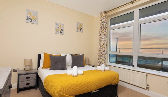 2 bedroom accommodation in Ashford