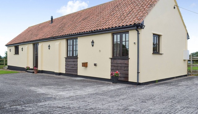 2 bedroom accommodation in Chapel Allerton, near Cheddar