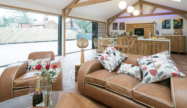 2 bedroom accommodation in Geldeston, near Beccles