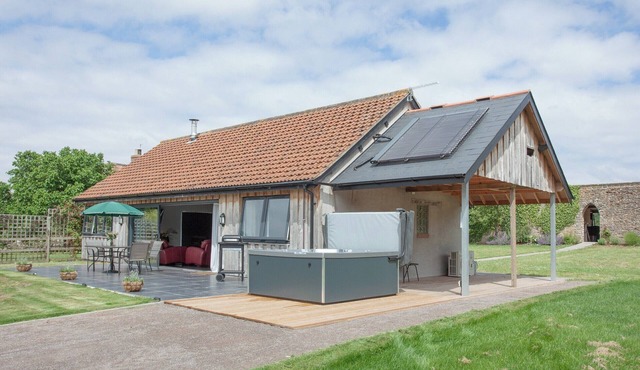 2 bedroom accommodation in Bleadon