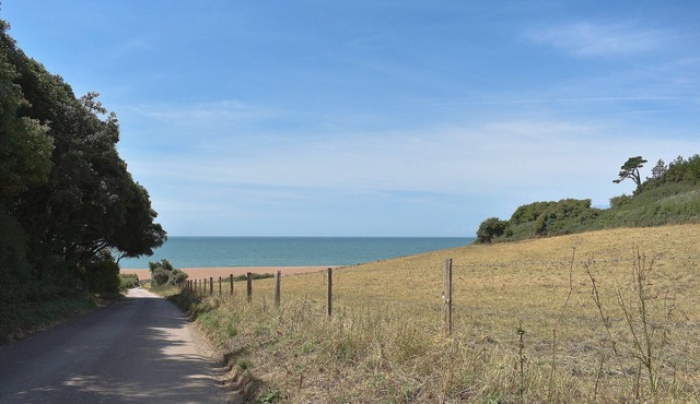 2 bedroom accommodation in Walditch, near Bridport