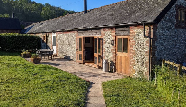 2 bedroom accommodation in Compton, near Chichester