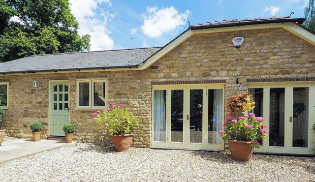 2 bedroom accommodation in Fulbeck, near Grantham