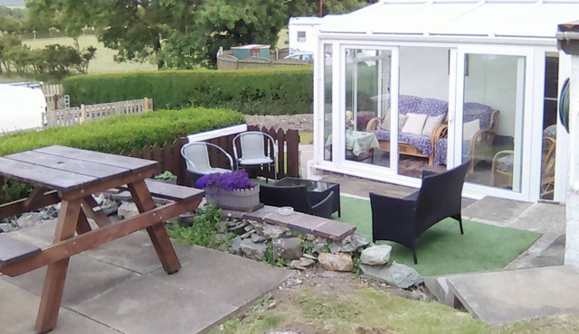 2 bedroom accommodation in Llanfachraeth, near Holyhead