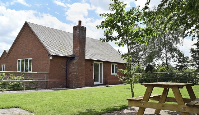 2 bedroom accommodation in Malvern