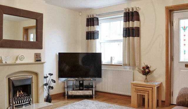 2 bedroom accommodation in Allonby, near Maryport