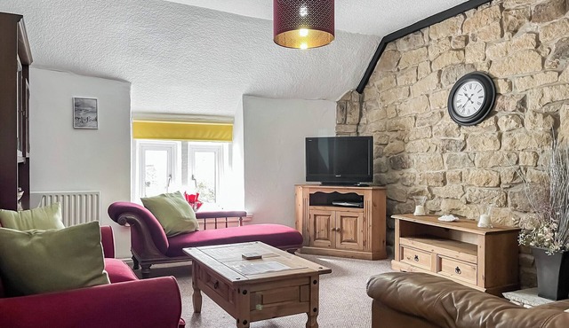 2 bedroom accommodation in Matlock