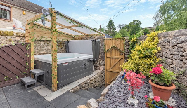 2 bedroom accommodation in Bonsal, near Matlock