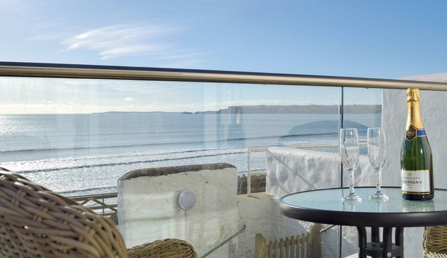 2 bedroom accommodation in Amroth, near Saundersfoot