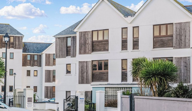 2 bedroom accommodation in Newquay