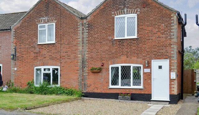 2 bedroom accommodation in Horning, near Wroxham