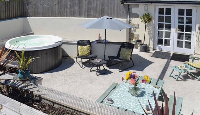 2 bedroom accommodation in Numphra, near Penzance