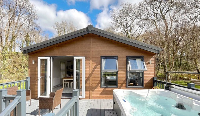 2 bedroom accommodation in Notter Bridge, Saltash