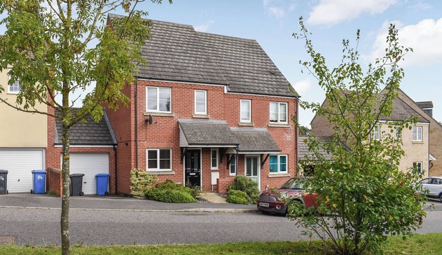 2 bedroom accommodation in Sudbury