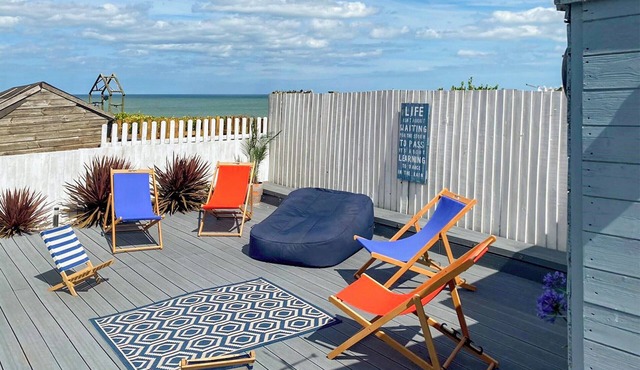 2 bedroom accommodation in Walcott