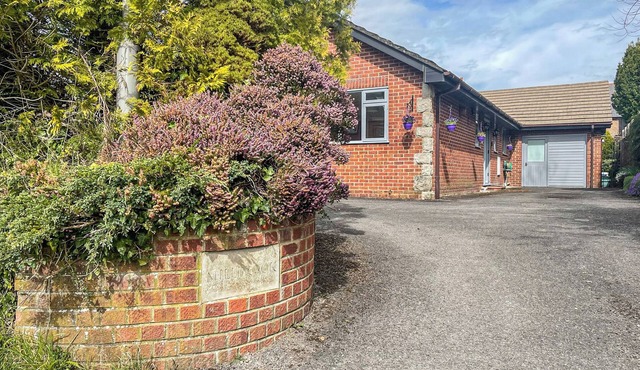 2 bedroom accommodation in Shitterton, near Bere Regis