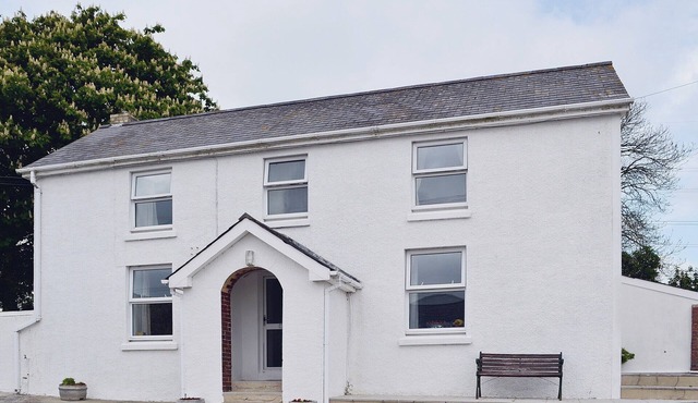 2 bedroom accommodation in Red Roses, near Tenby