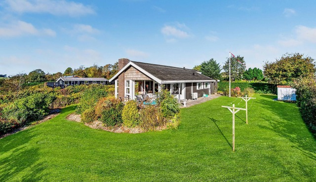 2 bedroom accommodation in Roslev