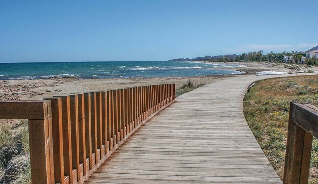 2 bedroom accommodation in Cabanes