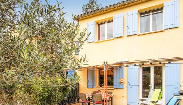 2 bedroom accommodation in Propiac