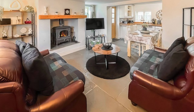 2 bedroom accommodation in Maltby Le Marsh, near Mablethorpe