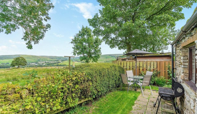 2 bedroom accommodation in Alston