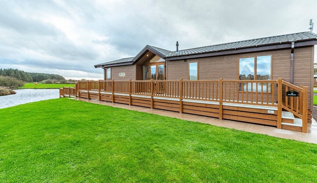 2 bedroom accommodation in Annan