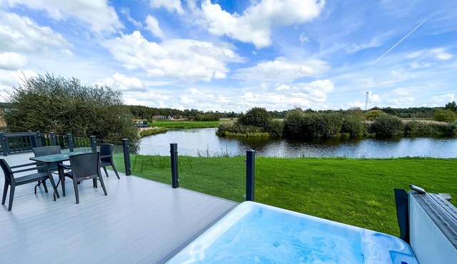 2 bedroom accommodation in Annan