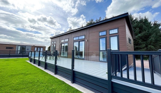 2 bedroom accommodation in Annan