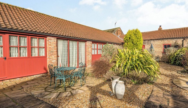 2 bedroom accommodation in Routh, Beverley