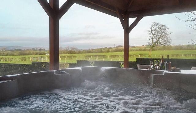 2 bedroom accommodation in Gateside, near Beith