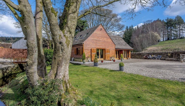 2 bedroom accommodation in Blacko