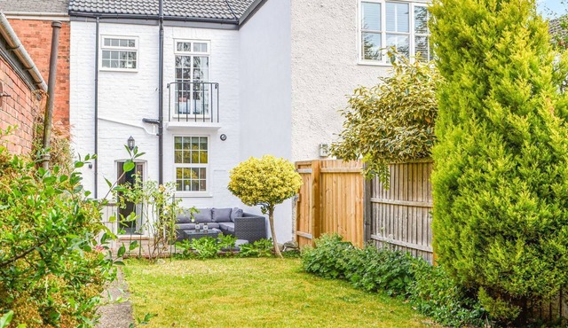 2 bedroom accommodation in Elloughton, near Beverley