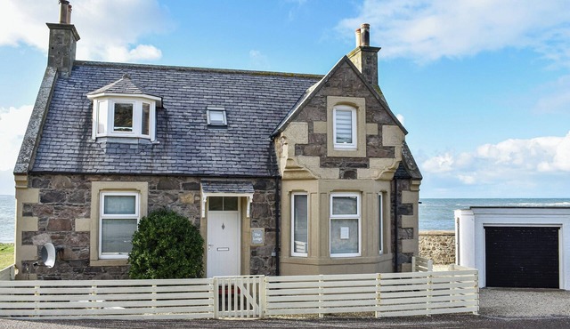 2 bedroom accommodation in Strathlene, near Buckie