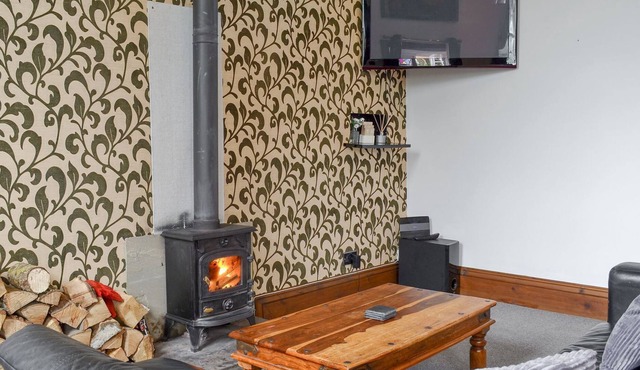 2 bedroom accommodation in Claxton, near York