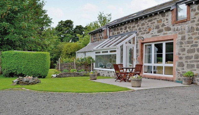 2 bedroom accommodation in Comrie, near Crieff