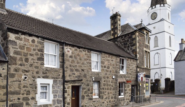 2 bedroom accommodation in Comrie, near Crieff