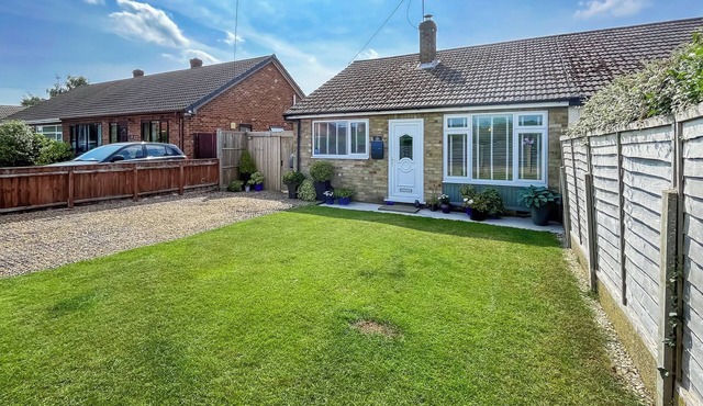 2 bedroom accommodation in Crowle