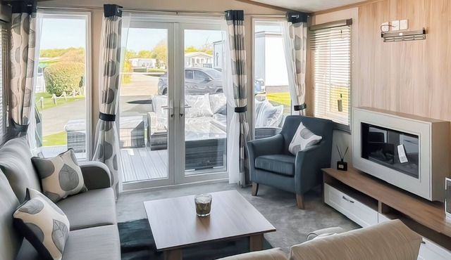 2 bedroom accommodation in Llandwrog, Caernarfon