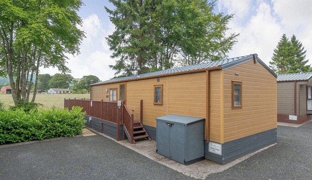 2 bedroom accommodation in Dollar