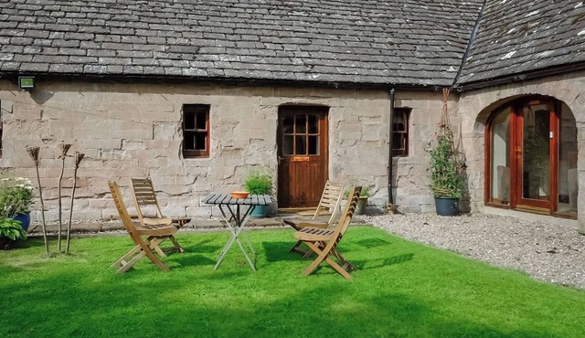 2 bedroom accommodation in Forfar