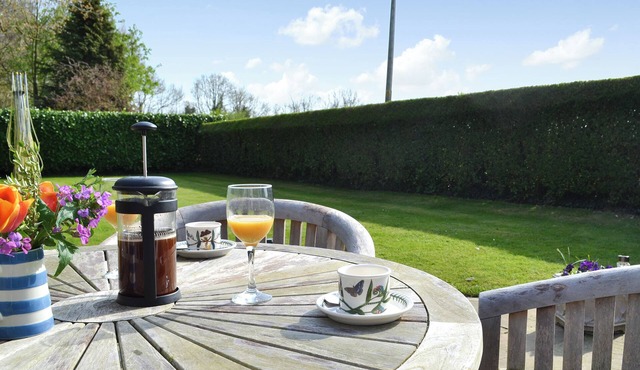 2 bedroom accommodation in Lyng, near Norwich