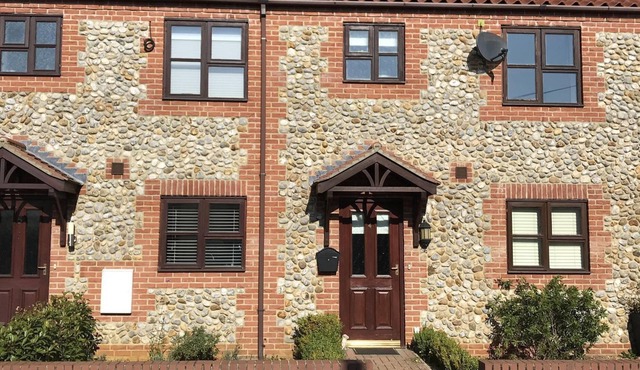 2 bedroom accommodation in Gayton