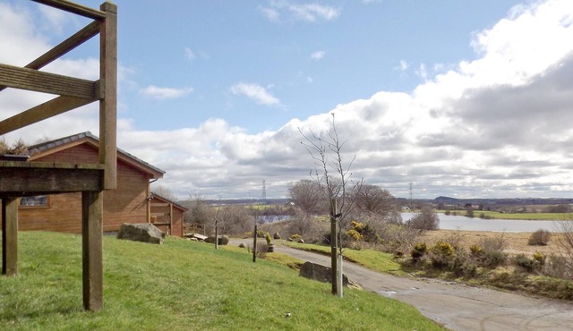 2 bedroom accommodation in Campsie Fells, near Milton of Campsie